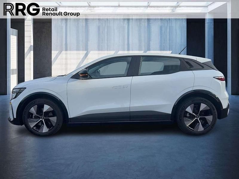 Gebraucht Renault Megane E-Tech Equilibre 96 kW (131 PS) 2022 Gletscherweiss Kleinwagen
