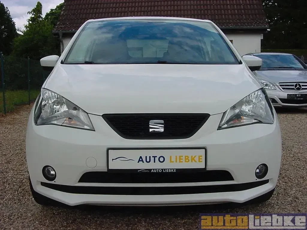 Gebraucht Seat Mii Comfort 75 PS (55 kW) 2015 Weiß Kleinwagen