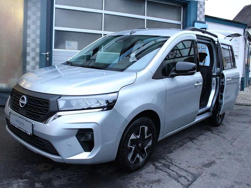 Neu Nissan Townstar Tekna 131 PS (96 kW) 2025 Silber metallic Van / Kleinbus