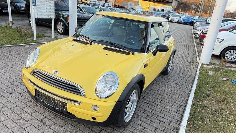 Gebraucht Mini ONE 90 PS (66 kW) 2002 Gelb Kleinwagen