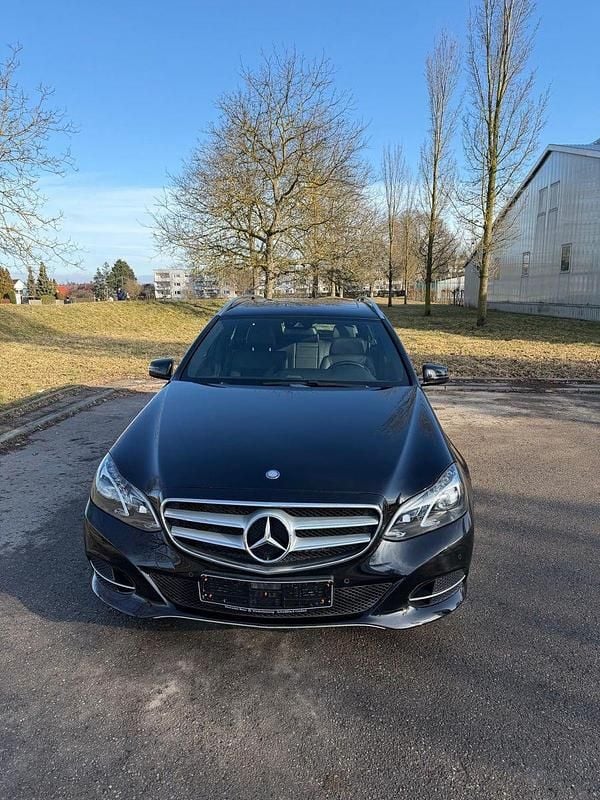 Gebraucht Mercedes E350 Avantgarde 252 PS (185 kW) 2014 Schwarz Kombi