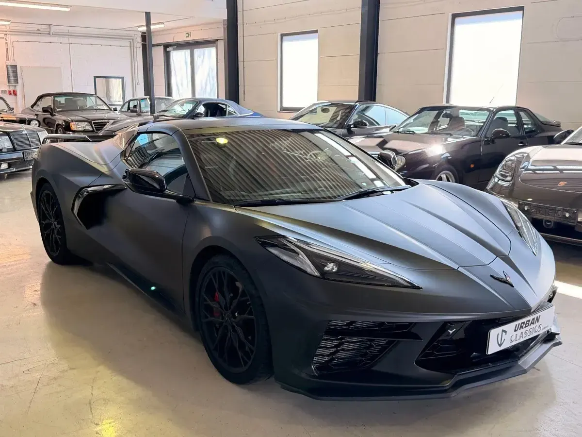 Używany Corvette C8 481 KM (353 kW) 2023 Czarny Kabriolet