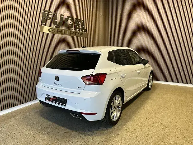 Gebraucht Seat Ibiza FR 95 PS (69 kW) 2025 "nevada" weiss Kleinwagen