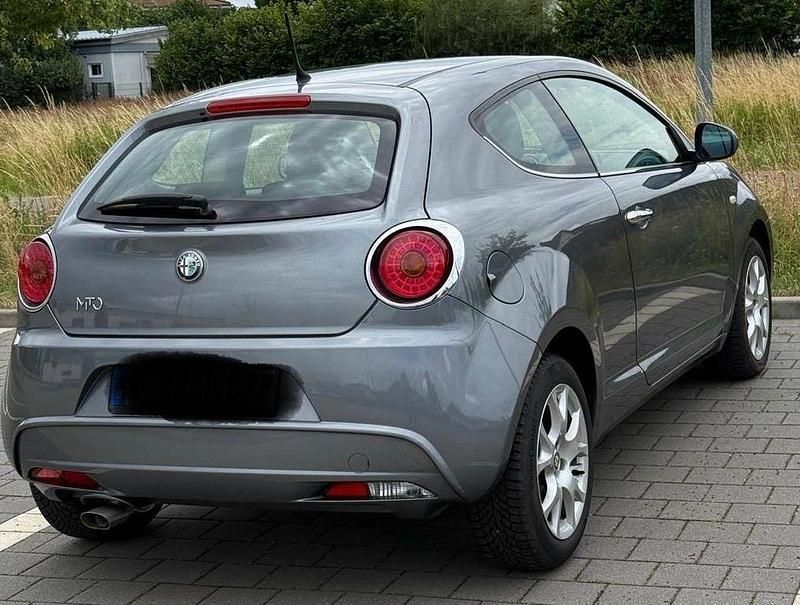 Grau Gebraucht 2009 Alfa Romeo MiTo Kleinwagen | 7.500 € - Bild 1/4