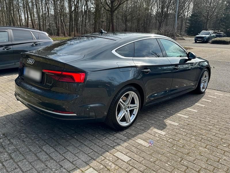 Gebraucht Audi A5 Sportback S-Line 218 PS (160 kW) 2017 Grau Kleinwagen