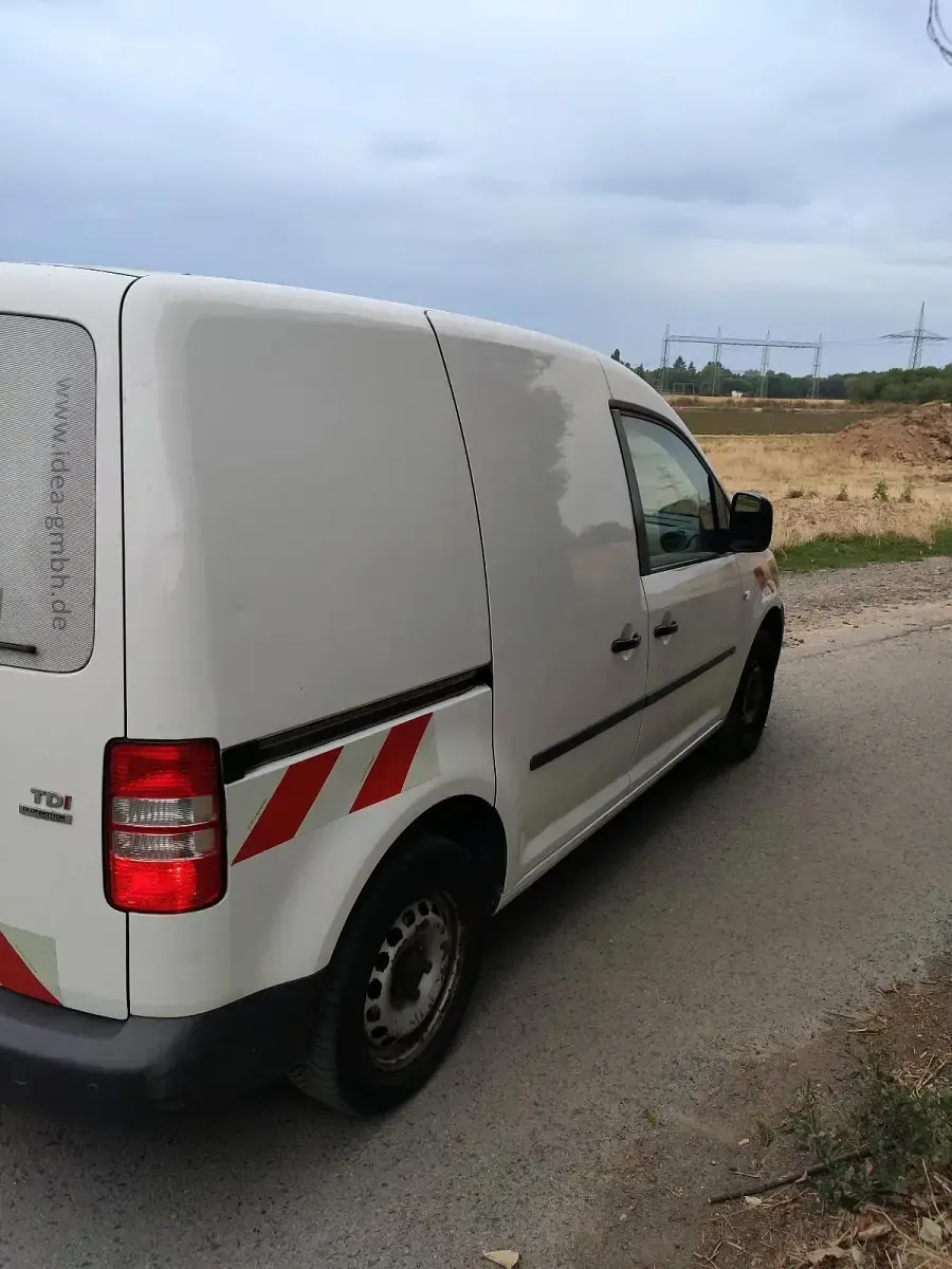 Gebraucht VW Caddy 102 PS (75 kW) 2013 Weiß Van / Kleinbus