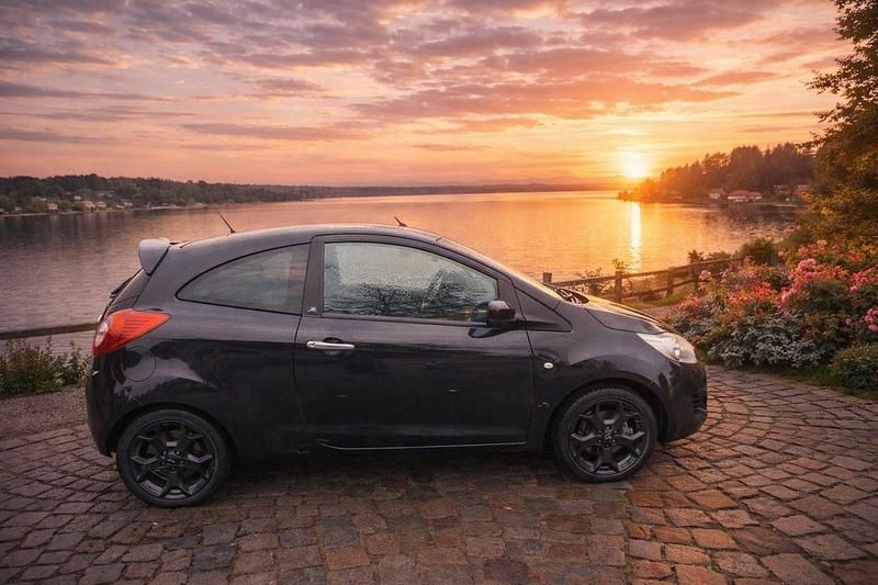 Gebraucht Ford Ka 69 PS (50 kW) 2012 Schwarz Kleinwagen