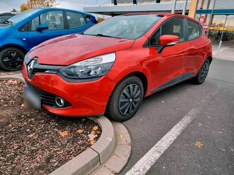 Gebraucht Renault Clio IV 73 PS (53 kW) 2014 Rot Kleinwagen