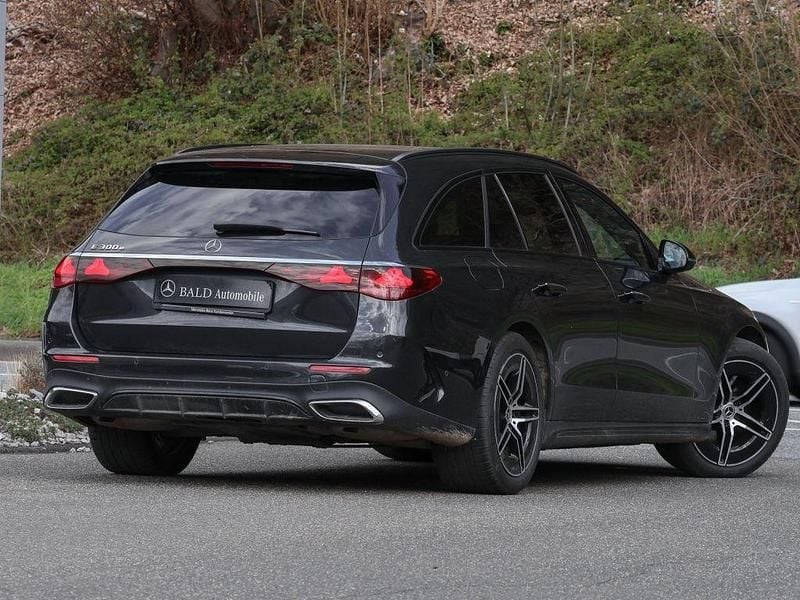 Gebraucht Mercedes E300 AMG 313 PS (230 kW) 2024 Grau graphitgrau Kombi