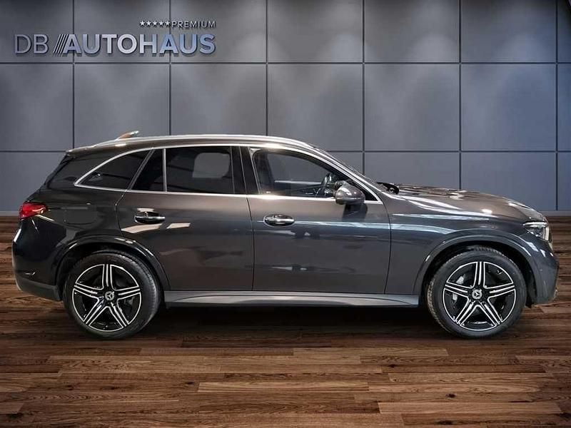 Gebraucht Mercedes GLC300e AMG line 197 PS (144 kW) 2023 Grau SUV