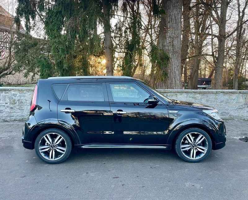 Gebraucht Kia Soul Spirit 132 PS (97 kW) 2014 Schwarz SUV