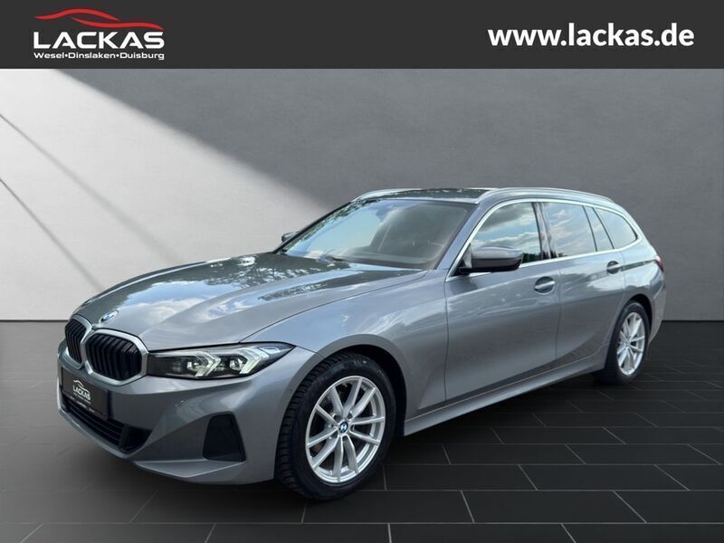 Grau Gebraucht 2023 BMW 318 Shadowline Kombi | 26.950 € (Guter Preis) - Bild 1/4