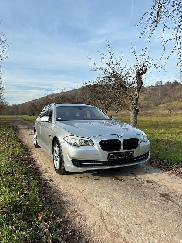 Gebraucht BMW 520 184 PS (135 kW) 2011 Kombi