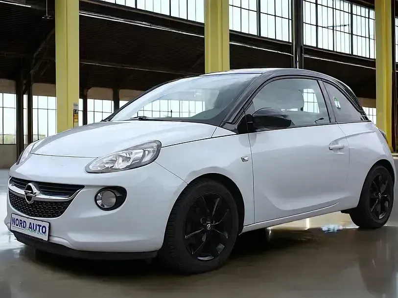 Gebraucht Opel Adam 70 PS (51 kW) 2014 Weiß Kleinwagen