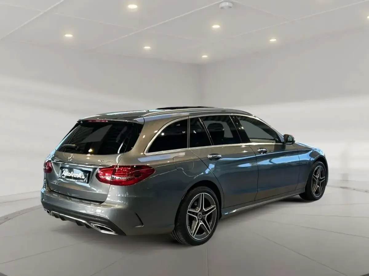 Gebraucht Mercedes C300 AMG 245 PS (180 kW) 2021 Metalliclack selenitgrau Kombi