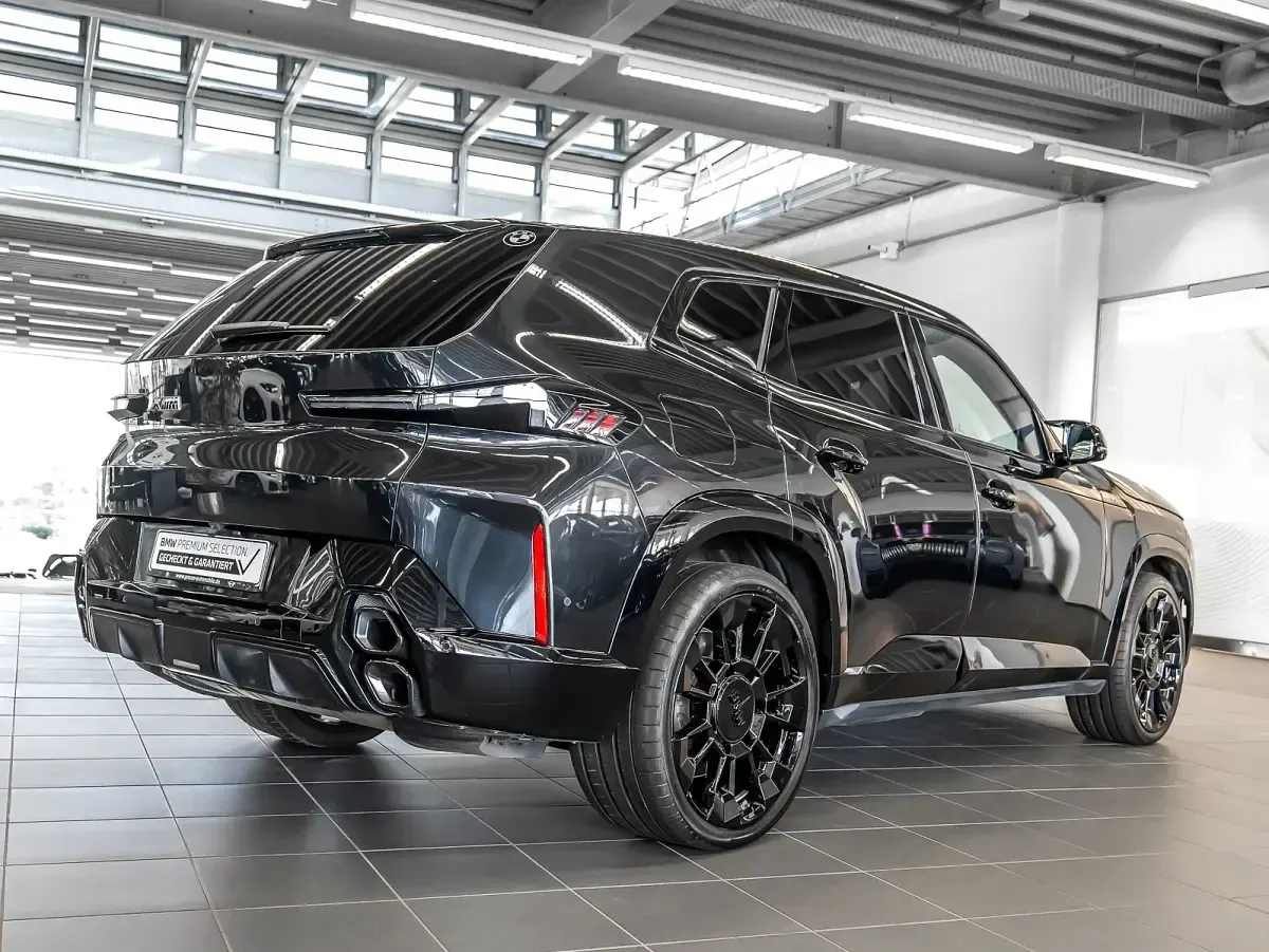 Gebraucht BMW XM M Sport 489 PS (359 kW) 2025 Schwarz SUV