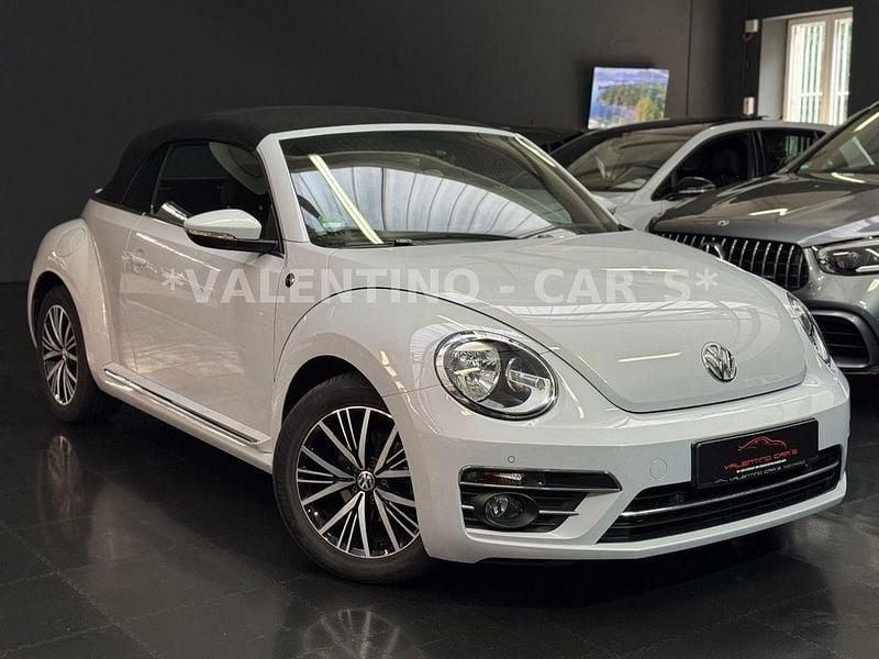 Silber Gebraucht 2017 VW Beetle Sound Cabrio | 16.499 € (Guter Preis) - Bild 1/4