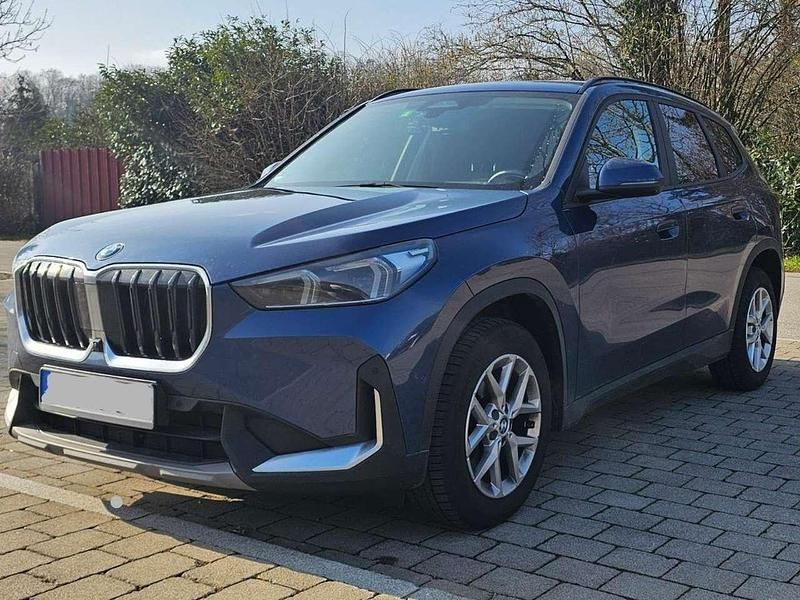 Blau Gebraucht 2023 BMW X1 SUV | 32.999 € (Superpreis) - Bild 1/4