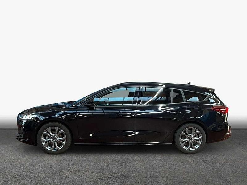 Gebraucht Ford Focus ST-Line X 125 PS (91 kW) 2024 Agate black metallic Kombi