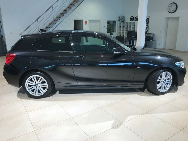 Gebraucht BMW 125 M Sport 224 PS (164 kW) 2016 Schwarz metallic Kleinwagen