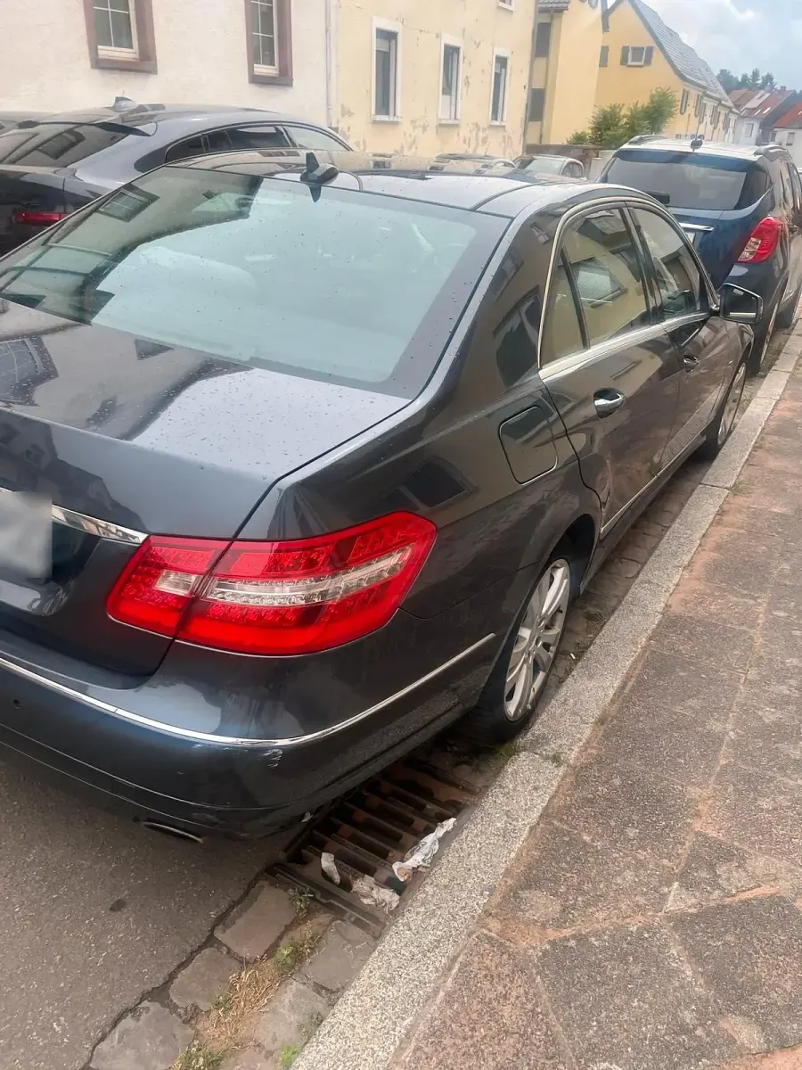 Gebraucht Mercedes E350 292 PS (214 kW) 2010 Limousine