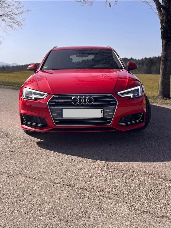 Second-hand Audi A4 Ambiente 190 CP (139 kW) 2017 Roșu Break