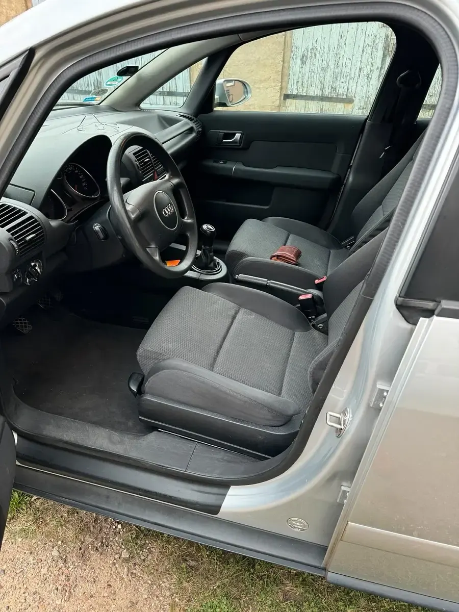 Gebraucht Audi A2 75 PS (55 kW) 2001 Silber Kleinwagen