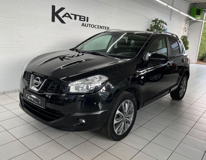 Schwarz Gebraucht 2013 Nissan Qashqai 360º SUV | 9.990 € (Etwas zu teuer) - Bild 1/4