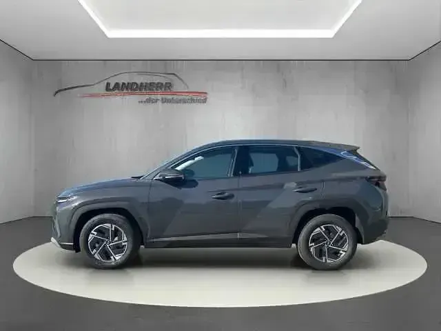 Neu Hyundai Tucson Comfort 150 PS (110 kW) 2026 Grau SUV