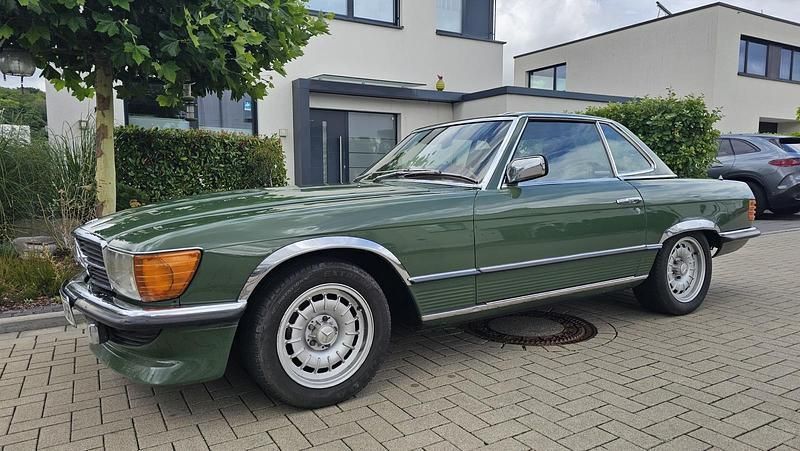 Grün Gebraucht 1976 Mercedes SL280 Cabrio | 26.500 € - Bild 1/4
