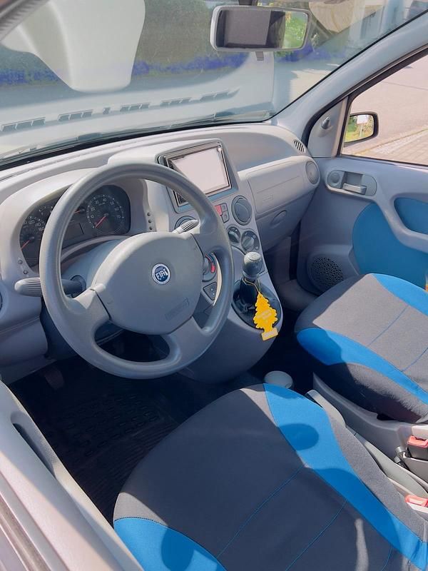 Second-hand Fiat Panda 2006 Albastru Hatchback