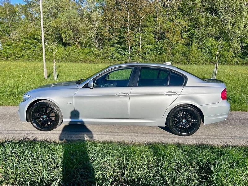 Usata BMW 320 Performance 177 CV (130 kW) 2009 Argento Berlina