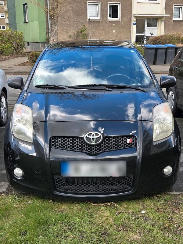 Gebraucht Toyota Yaris 133 PS (97 kW) 2008 Schwarz Kleinwagen