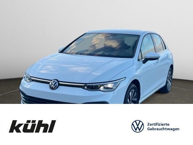 Pure white Gebraucht 2021 VW Golf VIII Style Limousine | 20.890 € (Fairer Preis) - Bild 1/4