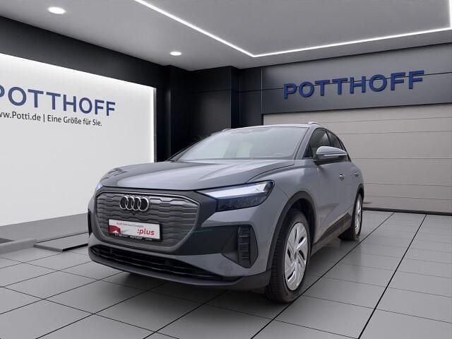 Grau Gebraucht 2021 Audi Q4 e-tron Comfort SUV | 27.450 € (Superpreis) - Bild 1/4