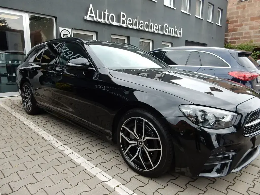 Gebraucht Mercedes E200 197 PS (144 kW) 2024 Schwarz Kombi