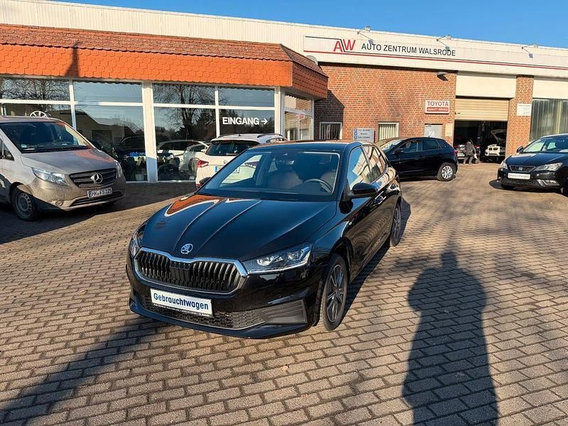 Gebraucht Skoda Fabia Tour 95 PS (69 kW) 2024 Schwarz Limousine