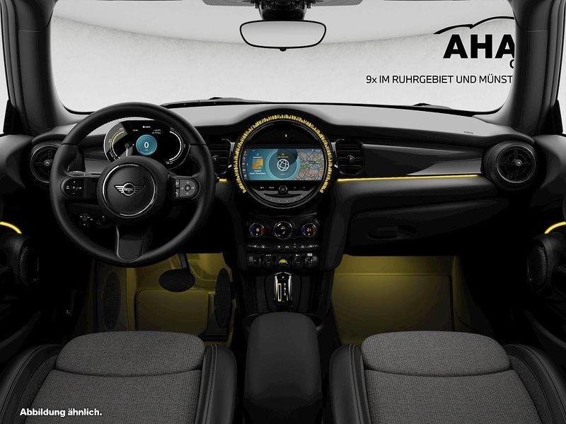 Gebraucht Mini Cooper SE Classic 135 kW (184 PS) 2022 Schwarz Kleinwagen