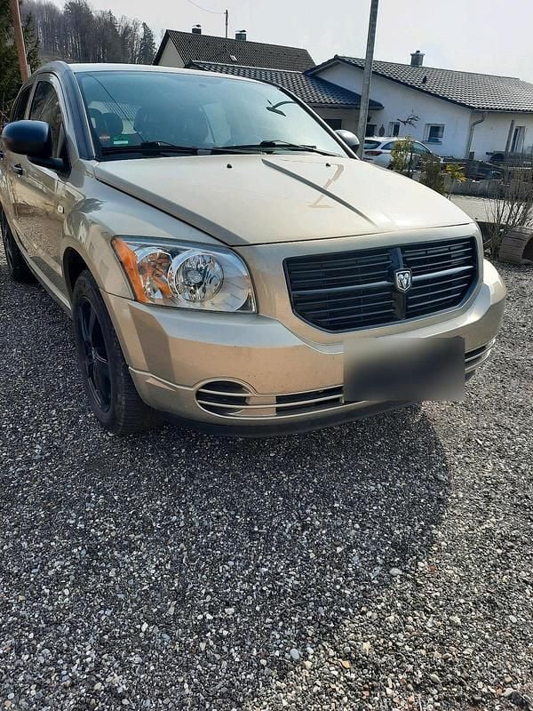 Gebraucht Dodge Caliber 150 PS (110 kW) 2009 Gold Kleinwagen