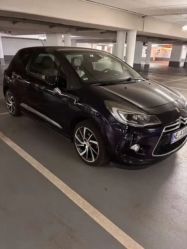 Gebraucht Citroën DS3 PureTech 110 PS (80 kW) 2015 Blau Limousine