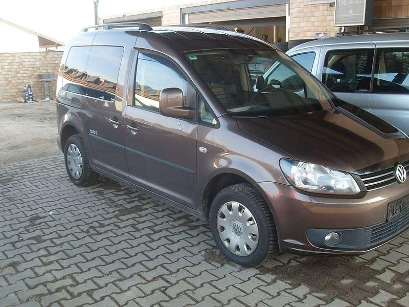 Gebraucht VW Caddy Trendline 105 PS (77 kW) 2013 Braun Van / Kleinbus