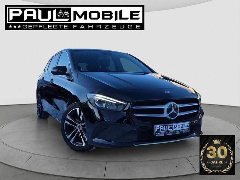 Schwarz Gebraucht 2019 Mercedes B180 Progressive Van / Kleinbus | 20.847 € (Guter Preis) - Bild 1/4