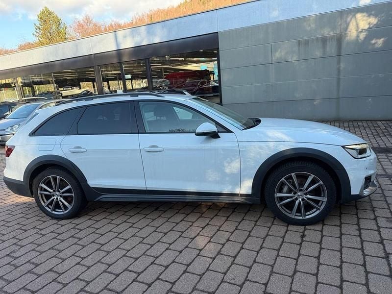 Gebraucht Audi A4 Allroad Sport 204 PS (150 kW) 2022 Weiß Kombi