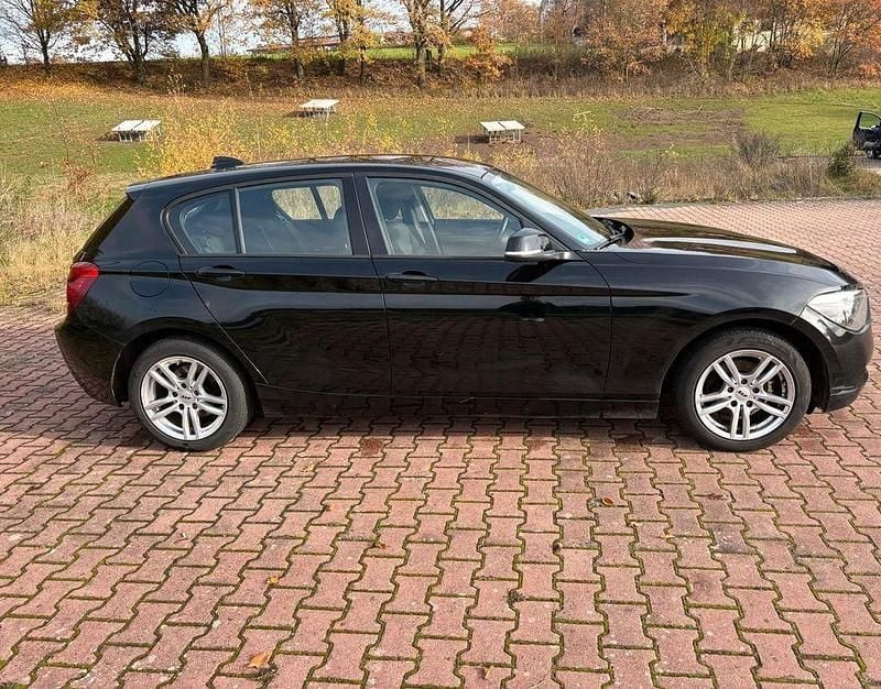 Schwarz Gebraucht 2013 BMW 116 Kleinwagen | 3.400 € (Fairer Preis) - Bild 1/4