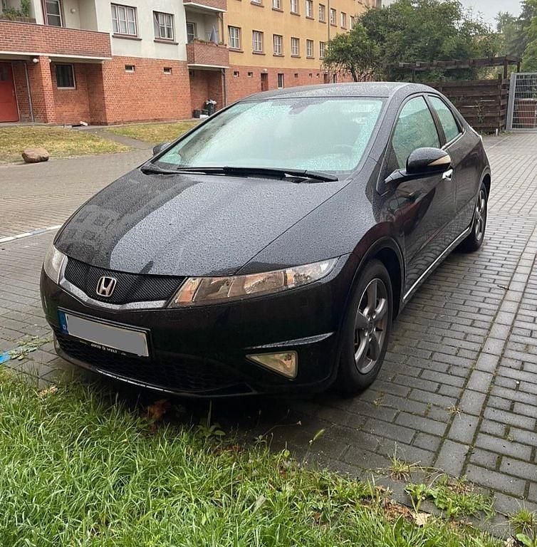 Gebraucht Honda Civic 99 PS (72 kW) 2011 Schwarz Limousine