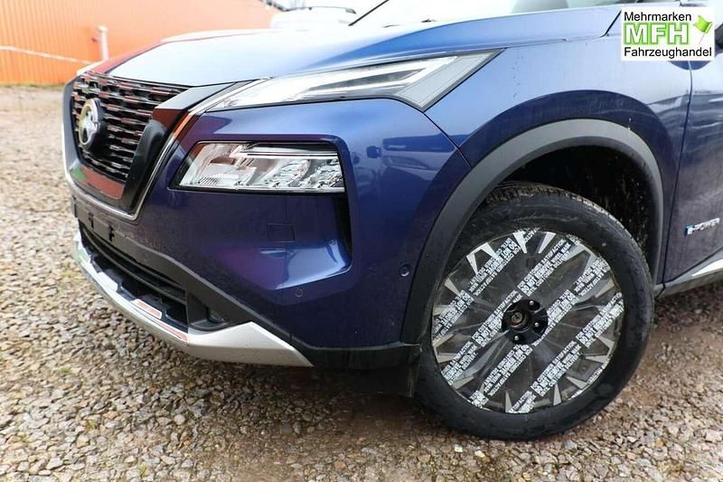 Neu Nissan X-Trail Tekna 213 PS (156 kW) 2025 Blue metallic SUV