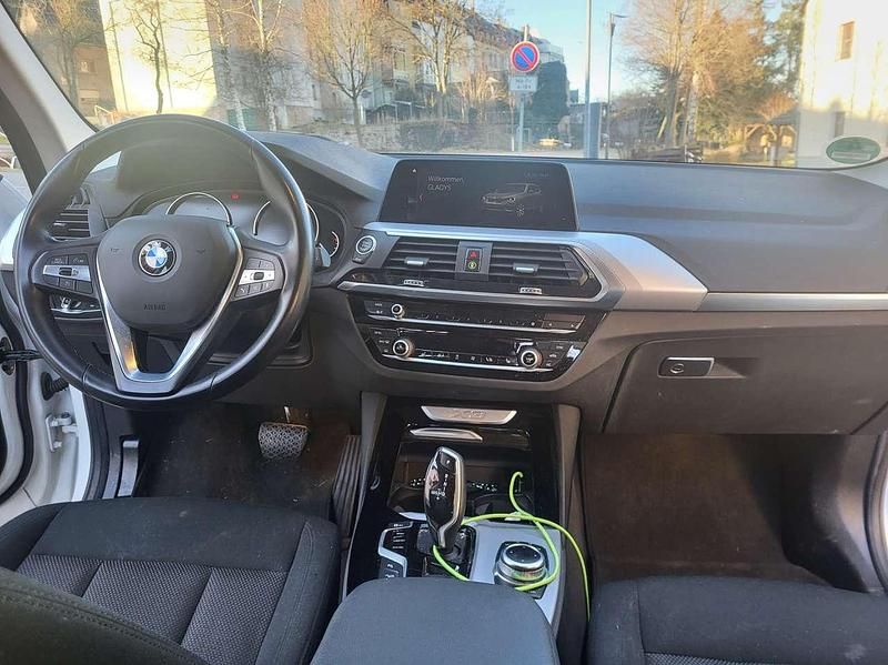 Gebraucht BMW X3 Advantage 184 PS (135 kW) 2019 Weiß SUV