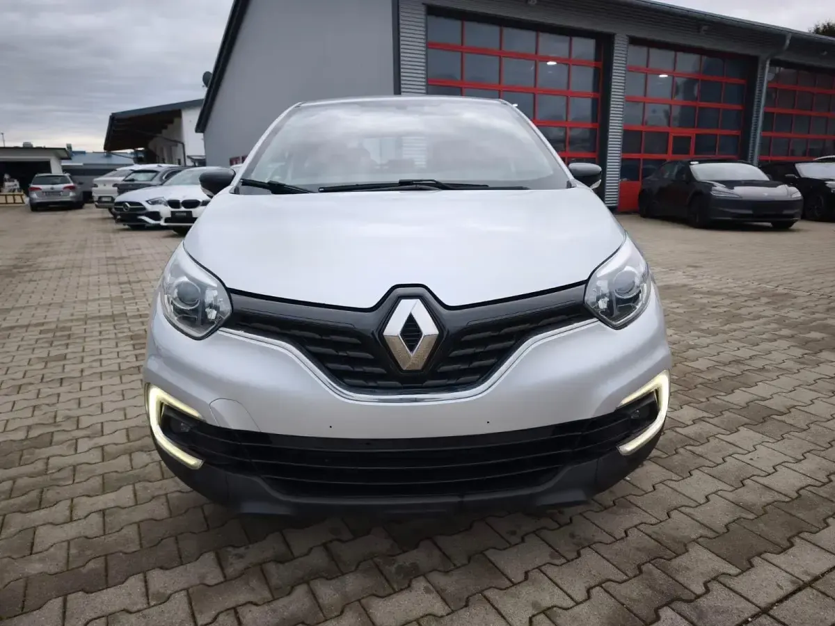 Gebraucht Renault Captur 90 PS (66 kW) 2018 Silber SUV