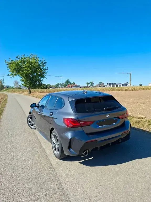 Gebraucht BMW 118 M Sport 136 PS (100 kW) 2020 Grau Limousine