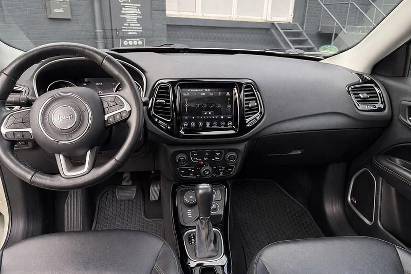 Gebraucht Jeep Compass Limited 170 PS (125 kW) 2018 Weiß SUV